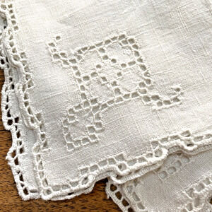 Vintage White Cotton Muslin Fabric Cocktail Napkins Cutwork Hand Finished (4)